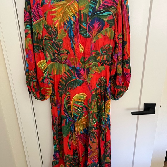 NWT Farm Rio Tropical Floral Side Cut-Out Midi Dress (Large) - Picture 5 of 10